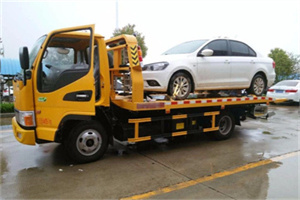 那坡附近拖车救援24小时服务热线